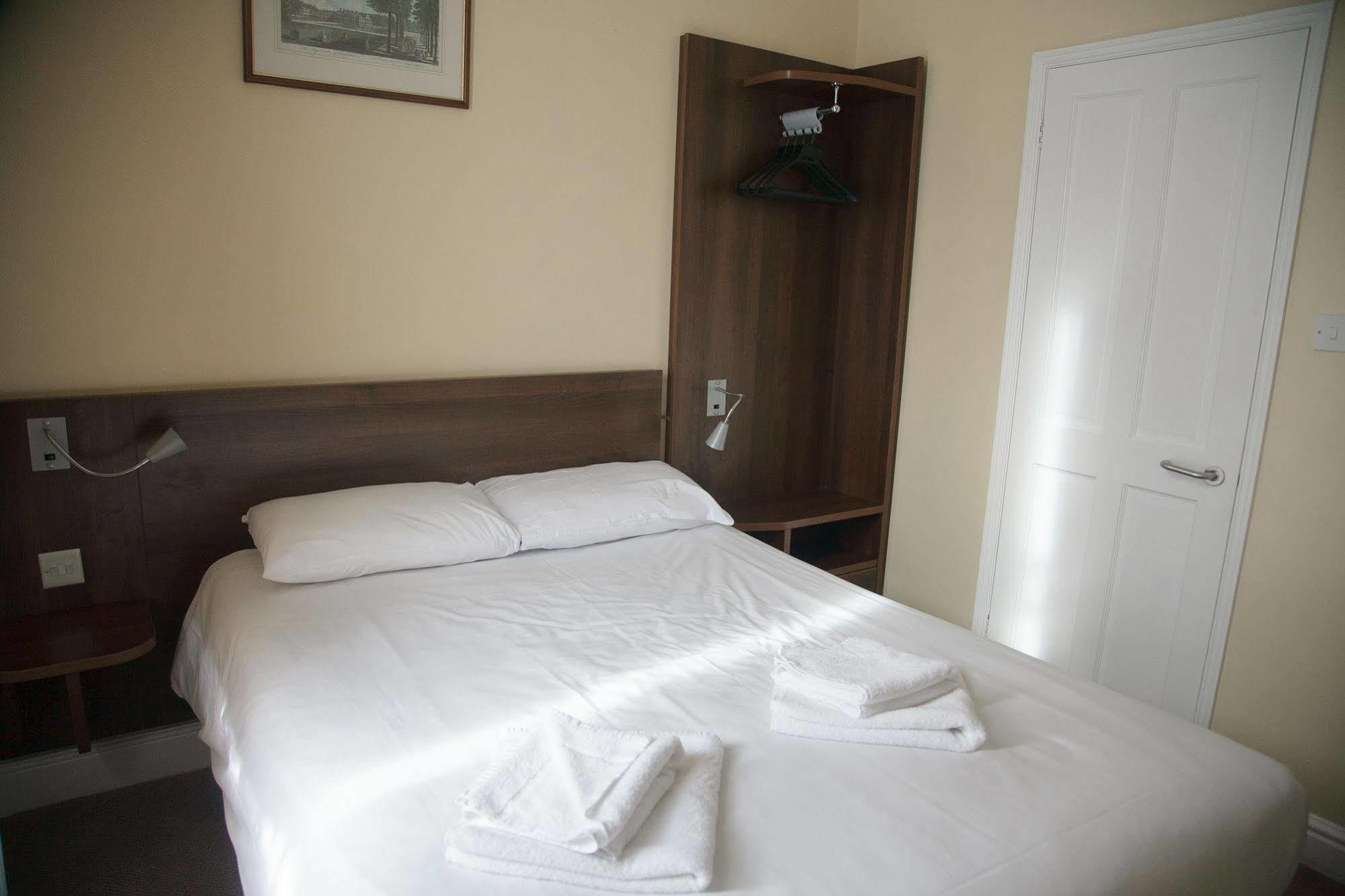 Victoria Inn לונדון מראה חיצוני תמונה