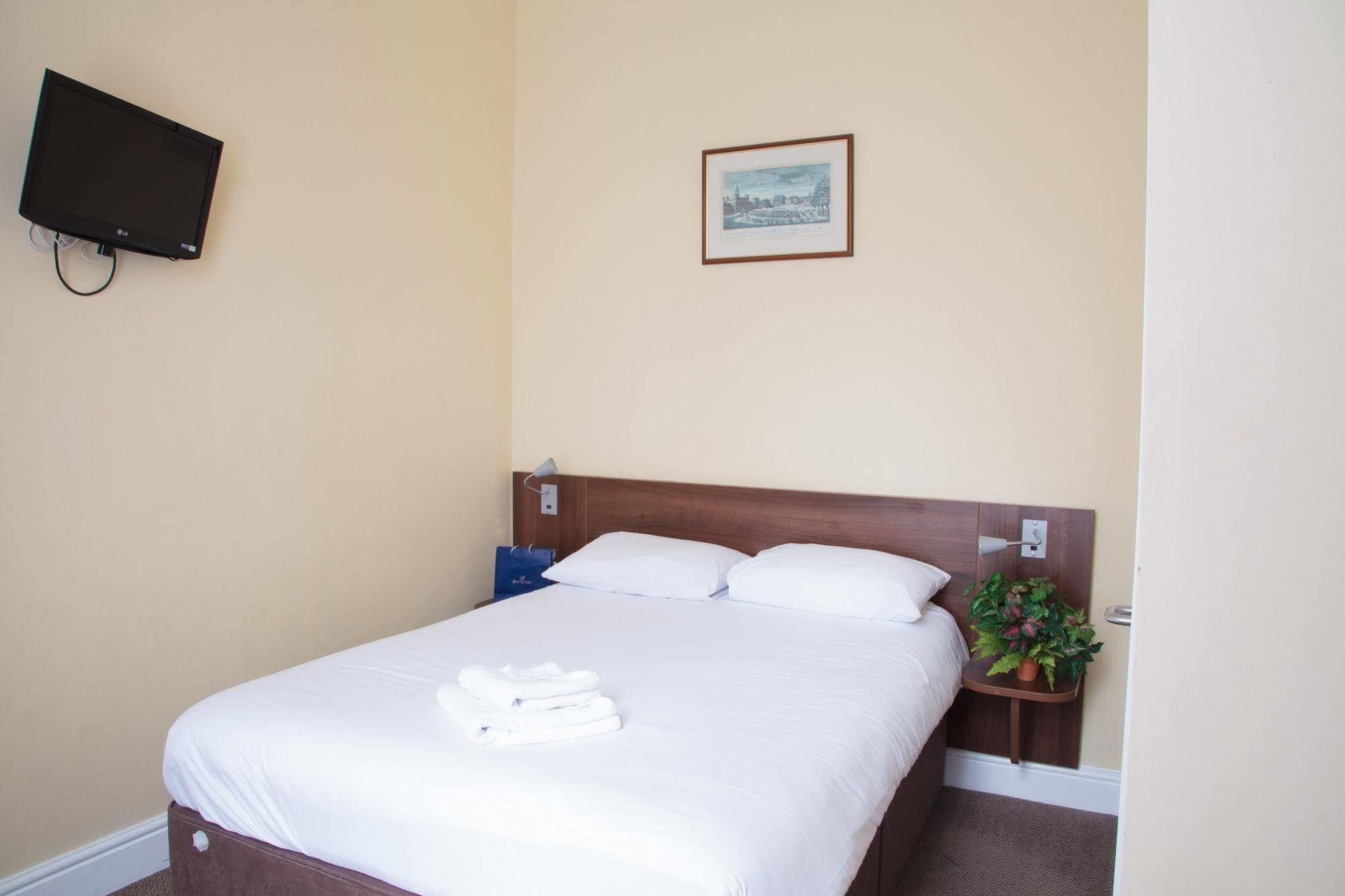 Victoria Inn לונדון מראה חיצוני תמונה