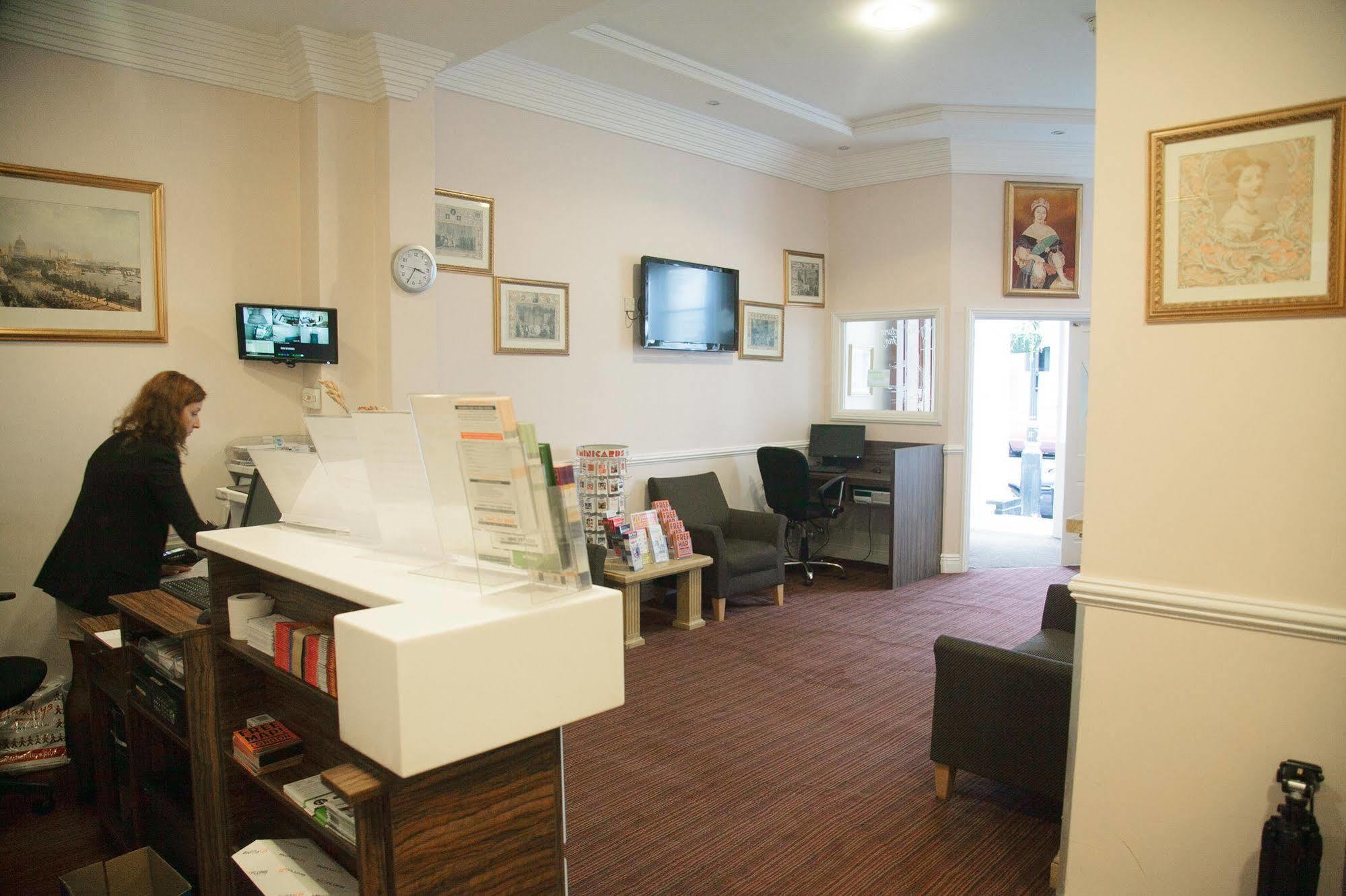 Victoria Inn לונדון מראה חיצוני תמונה